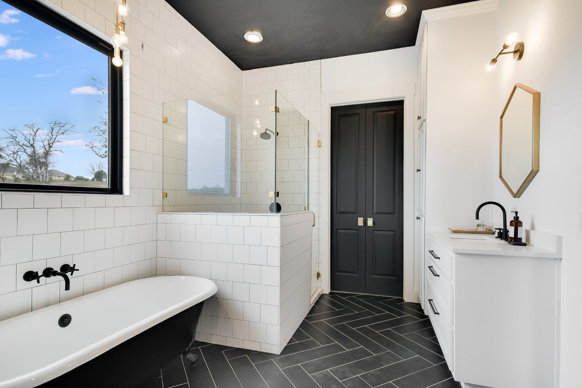 Erin House Plan - Master Bathroom