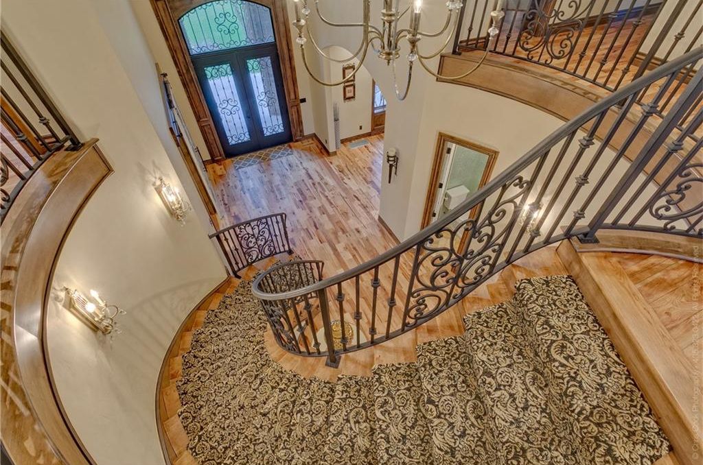 Abby Glen Castle House Plan  - Grand Staircase