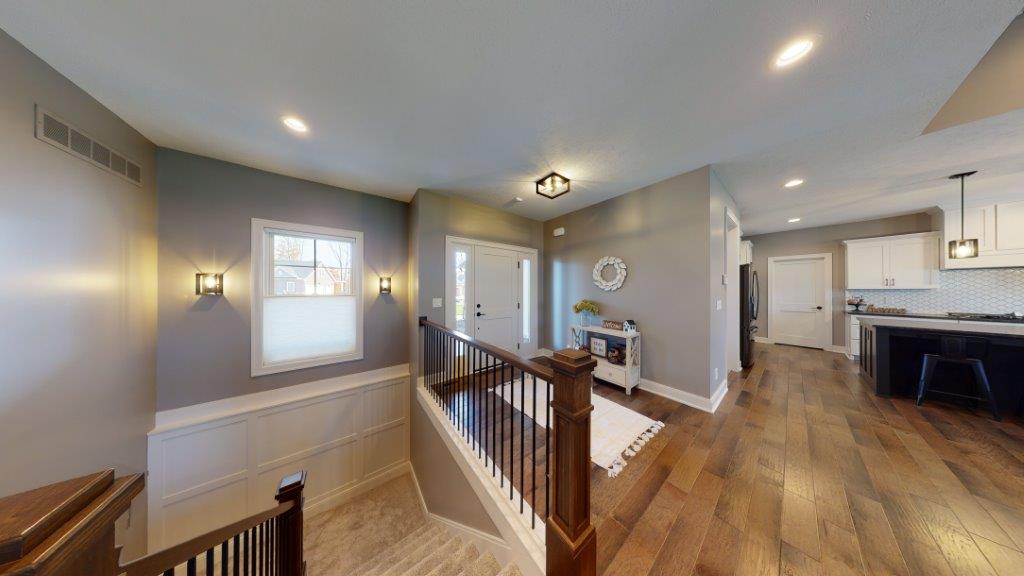 Stylish Craftsman Home with 3 Bedrooms and Basement Foundation