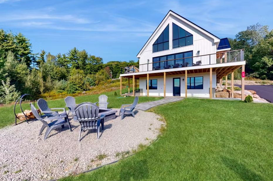 Charming Family Home with Walkout Basement (1,770 sq ft)