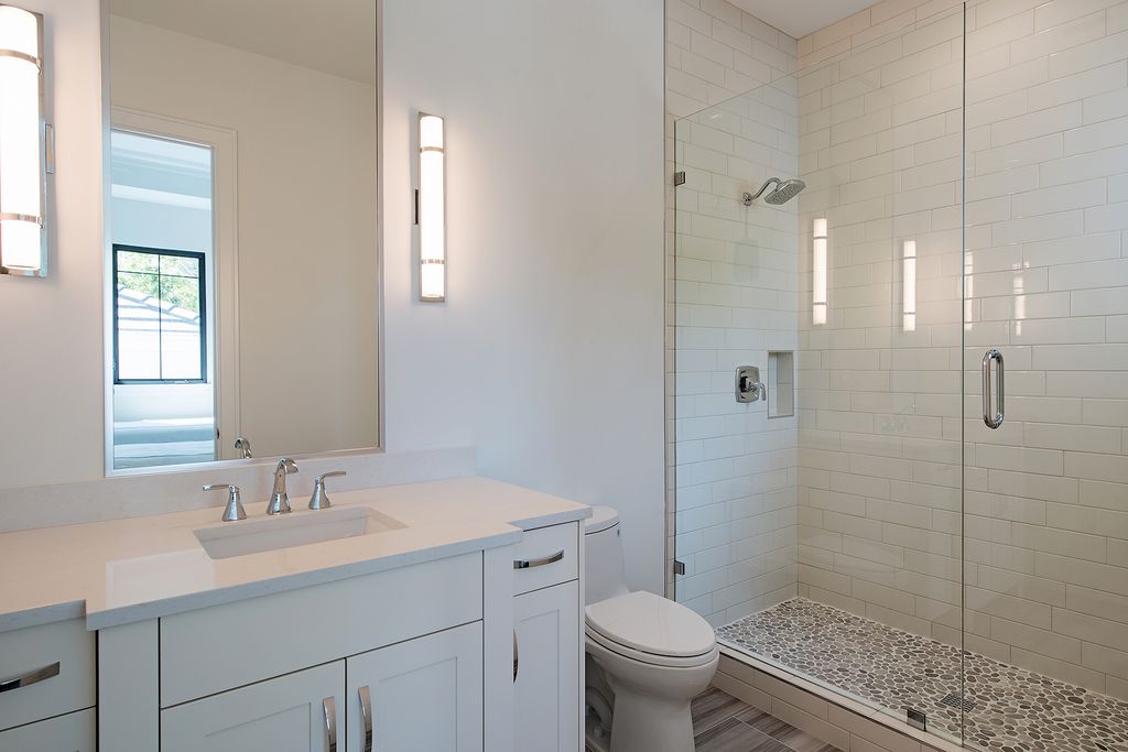 Elegant 4-Bedroom Home with Elevator, Wine Cellar, and Outdoor Kitchen