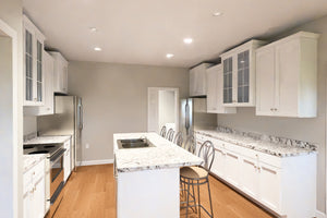 J7865-E Craftsman House Kitchen, 3 Bedrooms, 2 Bathrooms | Maplewood Springs 24639 