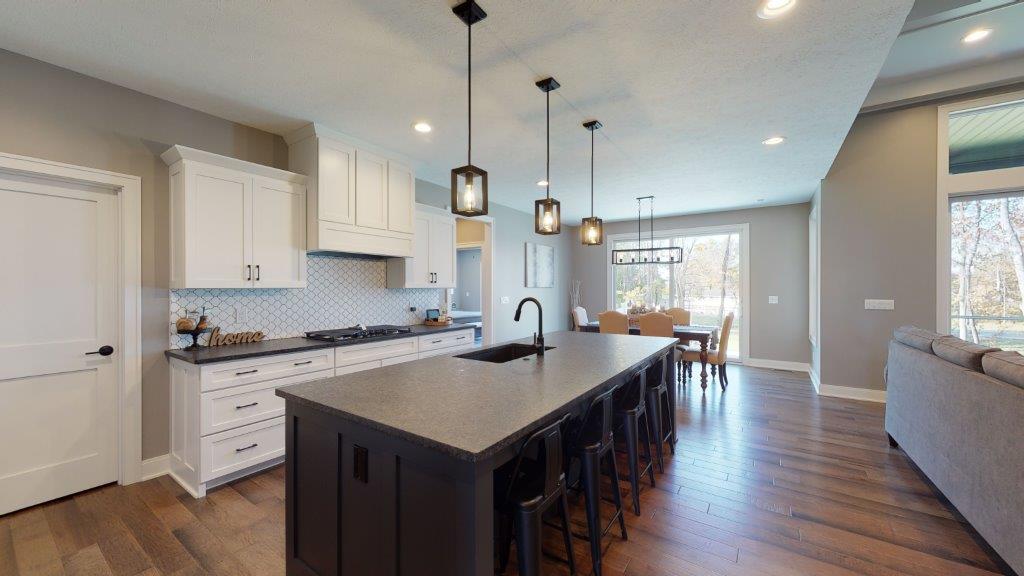 Stylish Craftsman Home with 3 Bedrooms and Basement Foundation