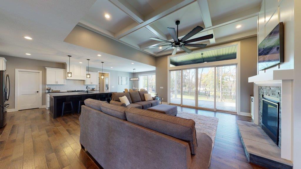 Stylish Craftsman Home with 3 Bedrooms and Basement Foundation