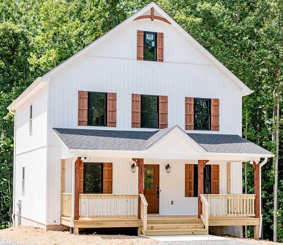 1,555 Sq Ft 3-Bedroom House Plan with Basement & Master Suite