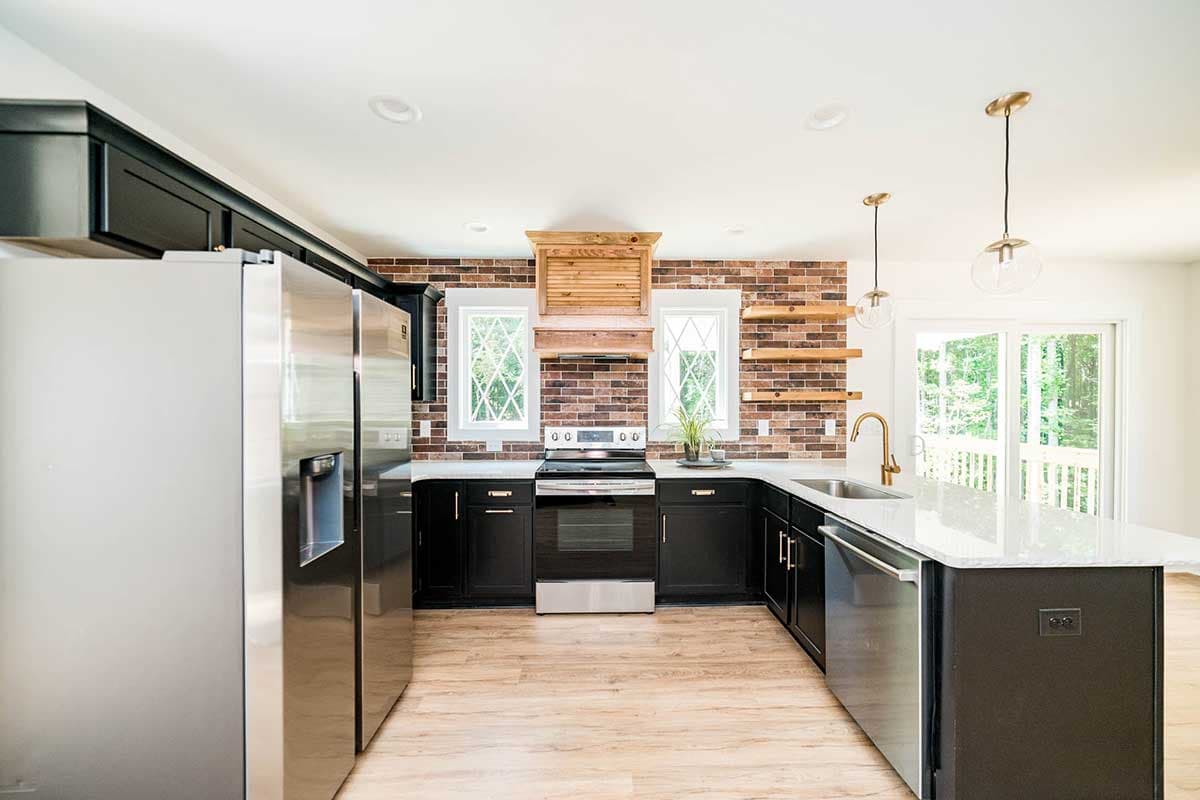 1,555 Sq Ft 3-Bedroom House Plan with Basement & Master Suite