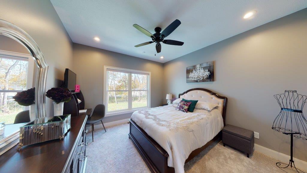 Stylish Craftsman Home with 3 Bedrooms and Basement Foundation