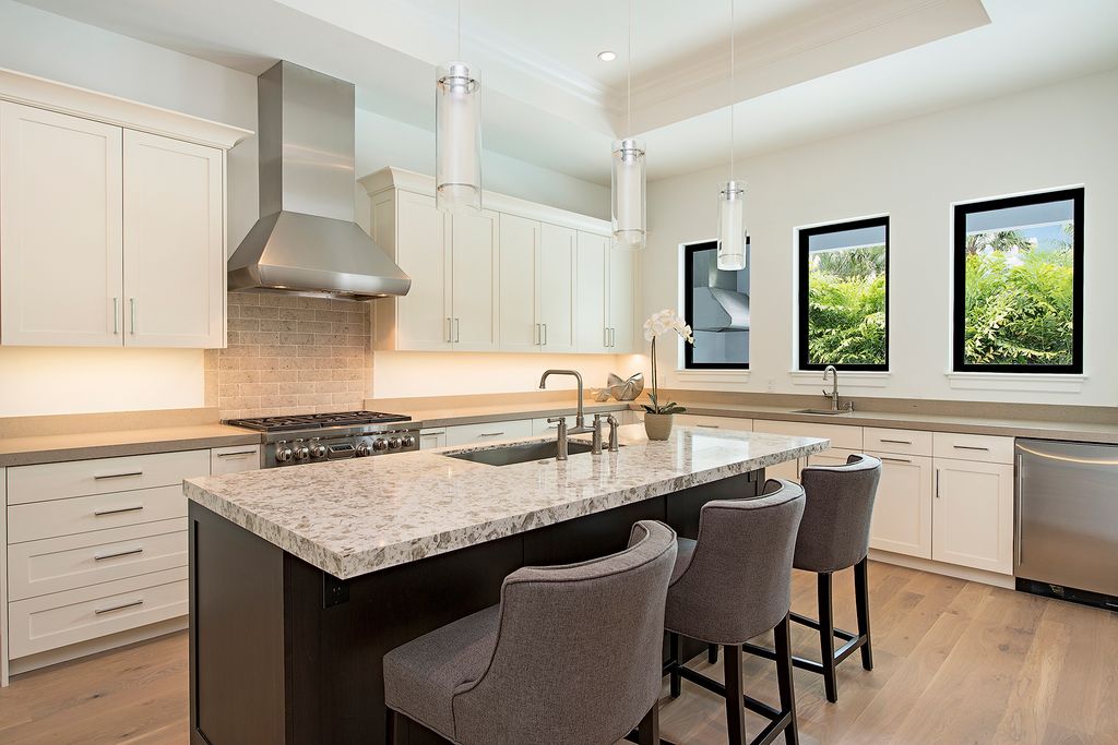 Elegant 4-Bedroom Home with Elevator, Wine Cellar, and Outdoor Kitchen