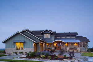 I7637-A Modern Farmhouse, 4 Bedrooms, 2.5 Bathrooms | The Hudson Garden House Plan Exterior