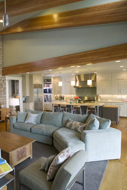 I7637-A Modern Farmhouse Great Room, 4 Bedrooms, 2.5 Bathrooms | The Hudson Garden House Plan 