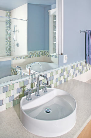 I7637-A Modern Farmhouse Bathroom, 4 Bedrooms, 2.5 Bathrooms | The Hudson Garden House Plan 