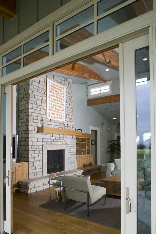 I7637-A Modern Farmhouse Great Room, 4 Bedrooms, 2.5 Bathrooms | The Hudson Garden House Plan 