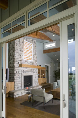 I7637-A Modern Farmhouse Great Room, 4 Bedrooms, 2.5 Bathrooms | The Hudson Garden House Plan 