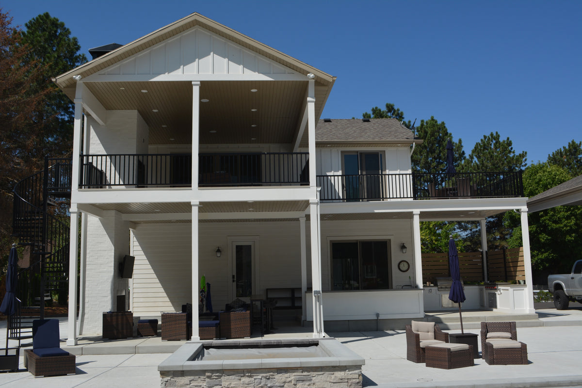 AO7992-A Carriage House, 1 Bedroom, 2.5 Bathrooms | Cummings Exterior-11