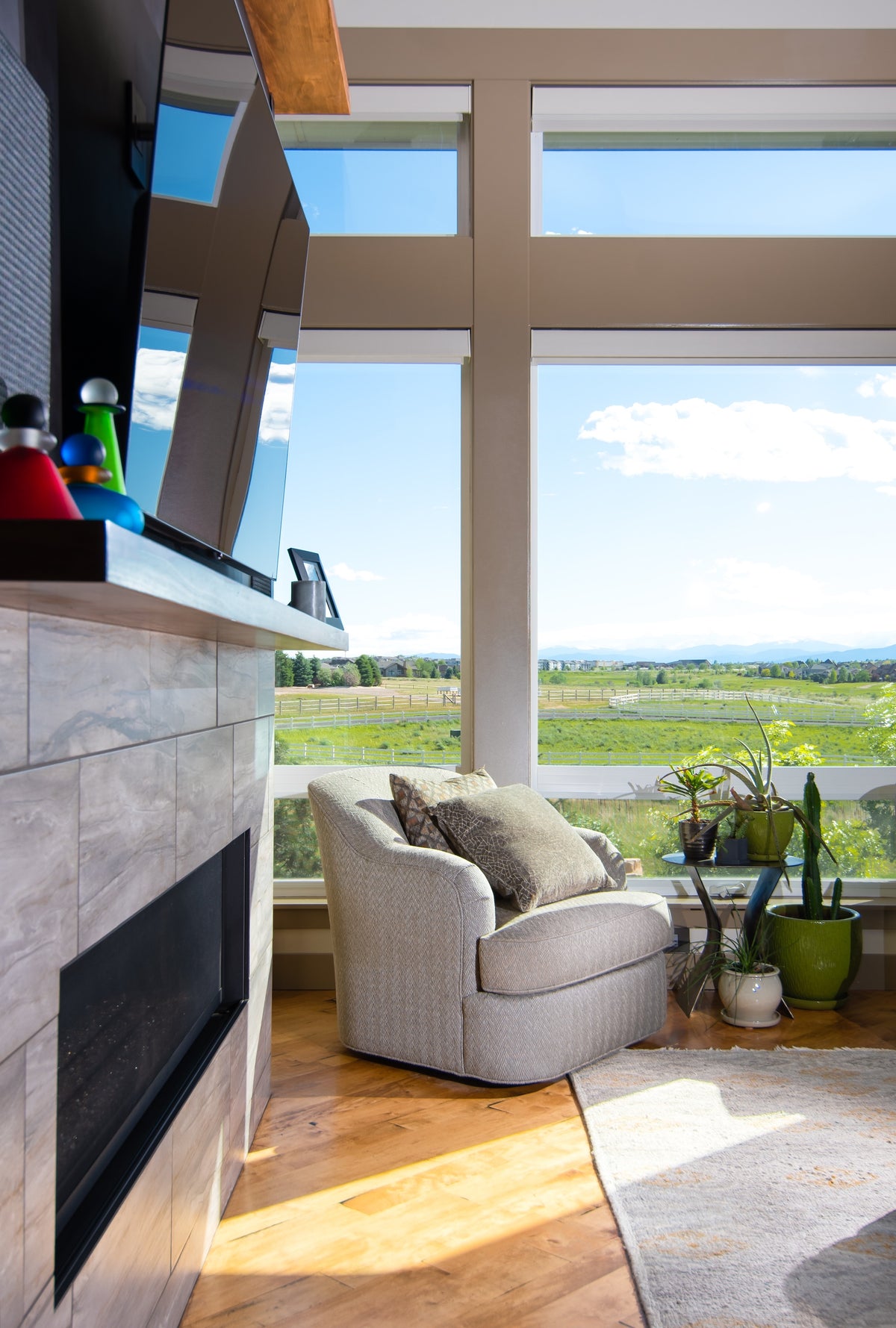 I7392-A The Mayer House Family Room