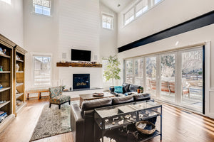 I7384-A The Angel Rock House Great Room