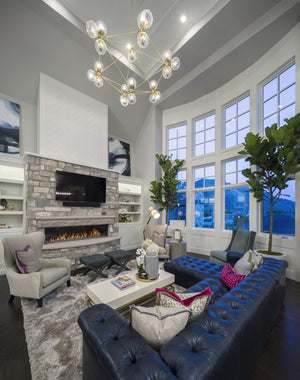 Luxurious 6 Bedroom Home with Spacious Living Areas