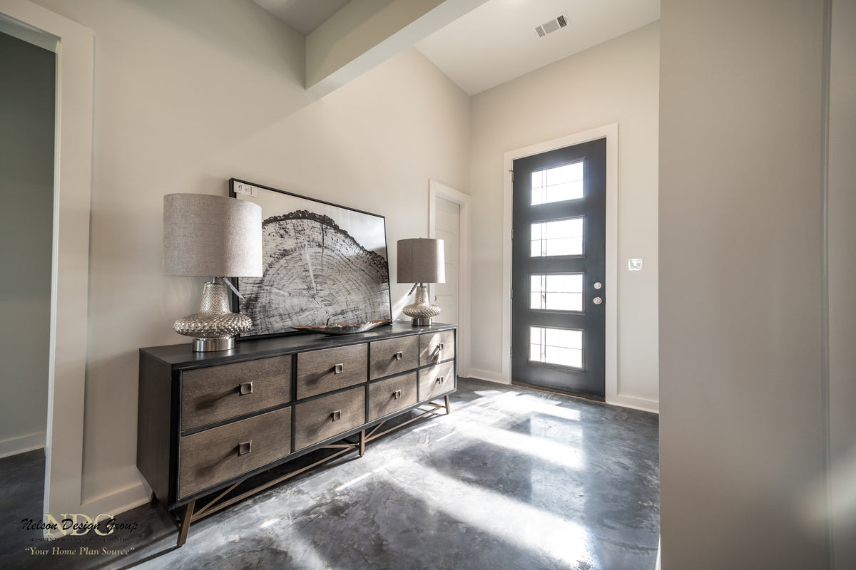 Charming 1,649 sq ft Ranch with Flex Room and Fireplace