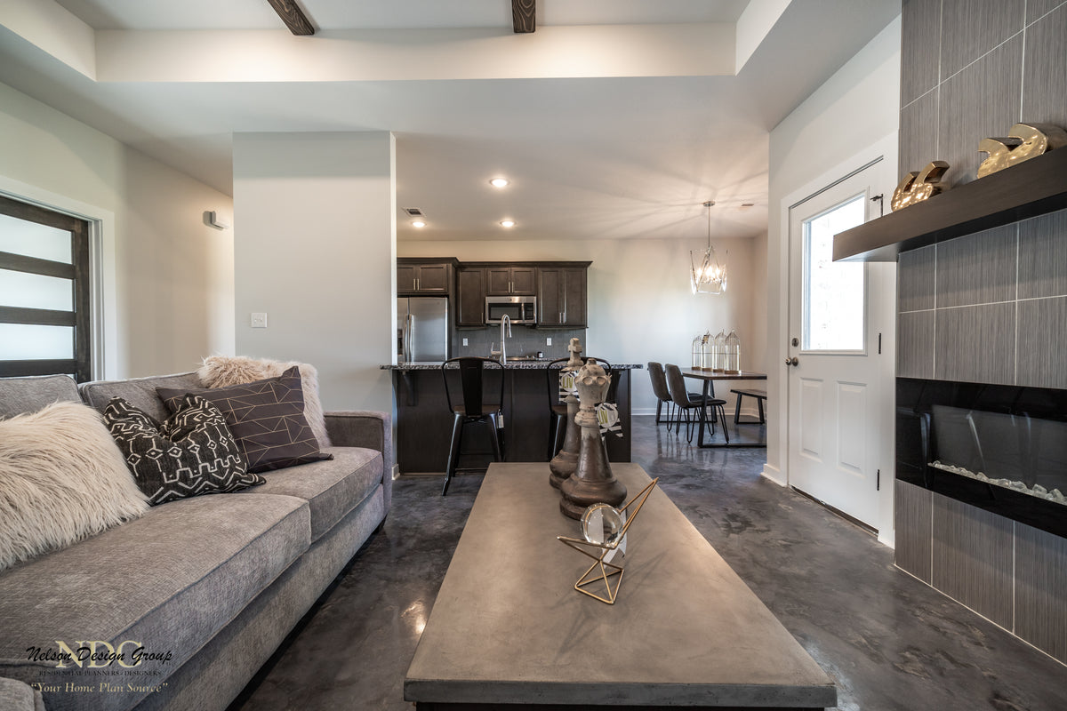 Charming 1,649 sq ft Ranch with Flex Room and Fireplace