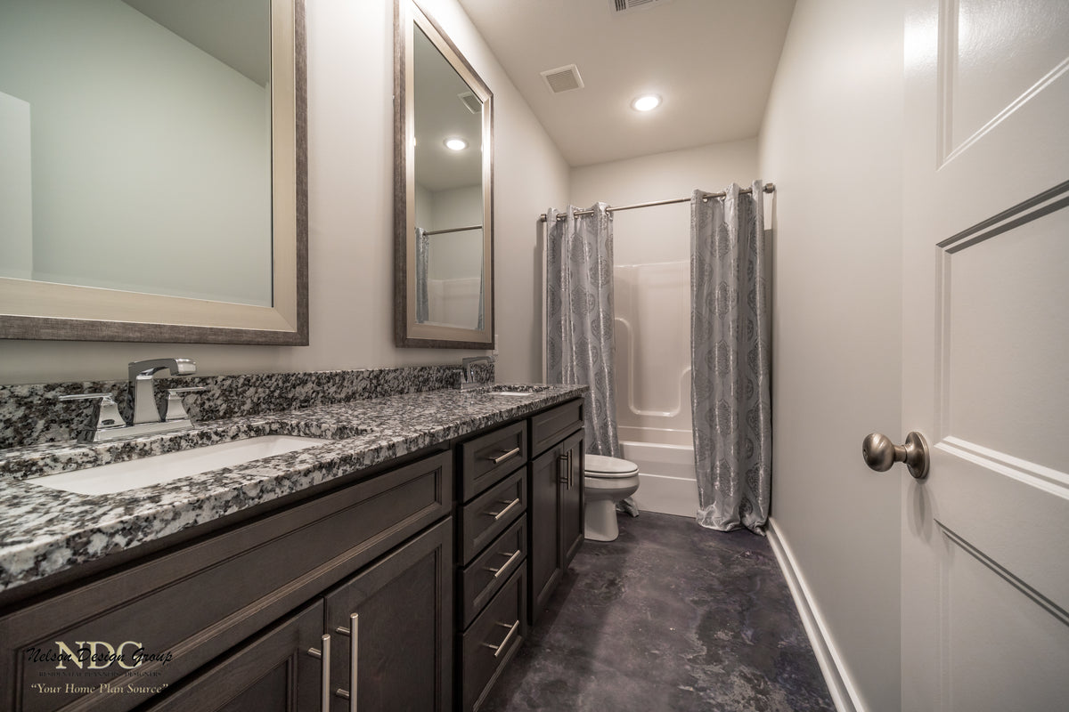 Charming 1,649 sq ft Ranch with Flex Room and Fireplace