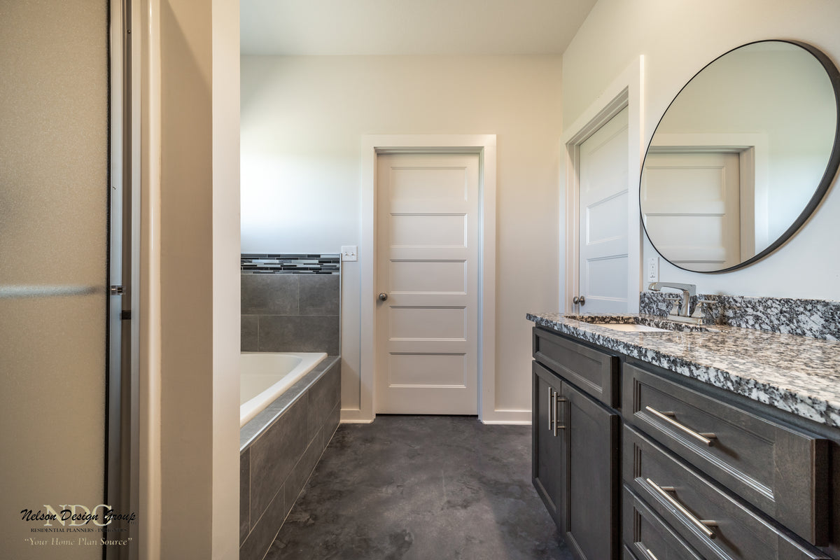 Charming 1,649 sq ft Ranch with Flex Room and Fireplace