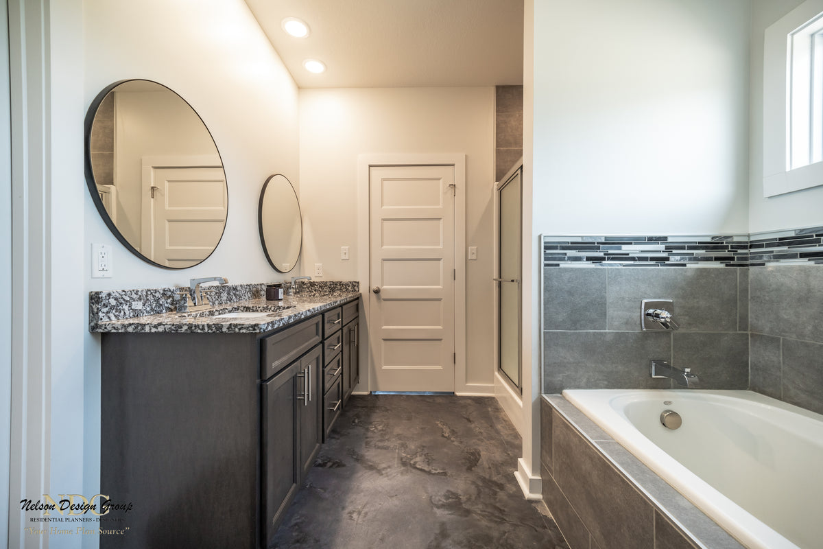 Charming 1,649 sq ft Ranch with Flex Room and Fireplace