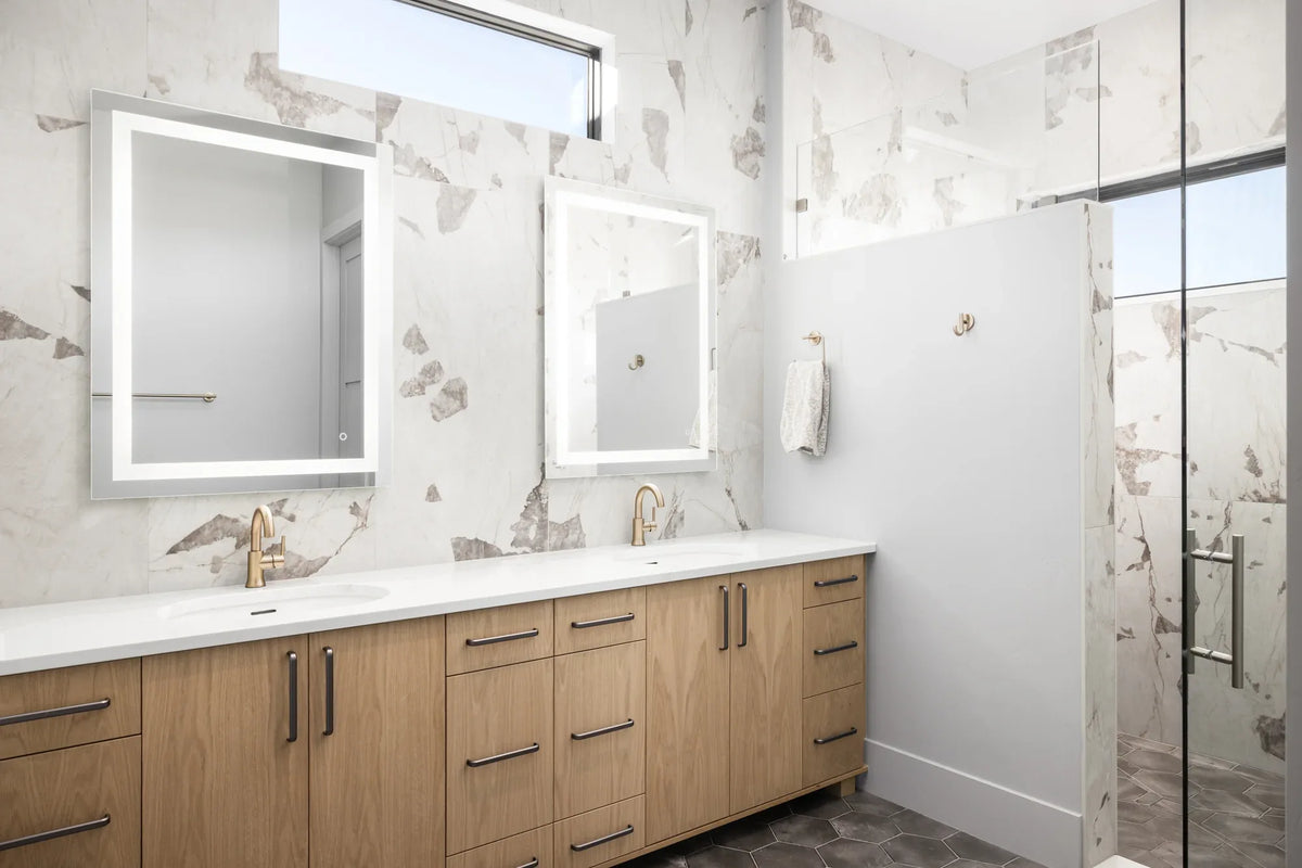 I7632-A Modern Ranch House Master Bathroom, 2 Bedrooms, 2.5 Bathrooms | The Gilroy Lane House Plan 
