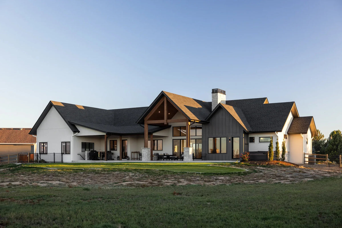 I7632-A Modern Ranch House, 2 Bedrooms, 2.5 Bathrooms | The Gilroy Lane House Plan Exterior-3