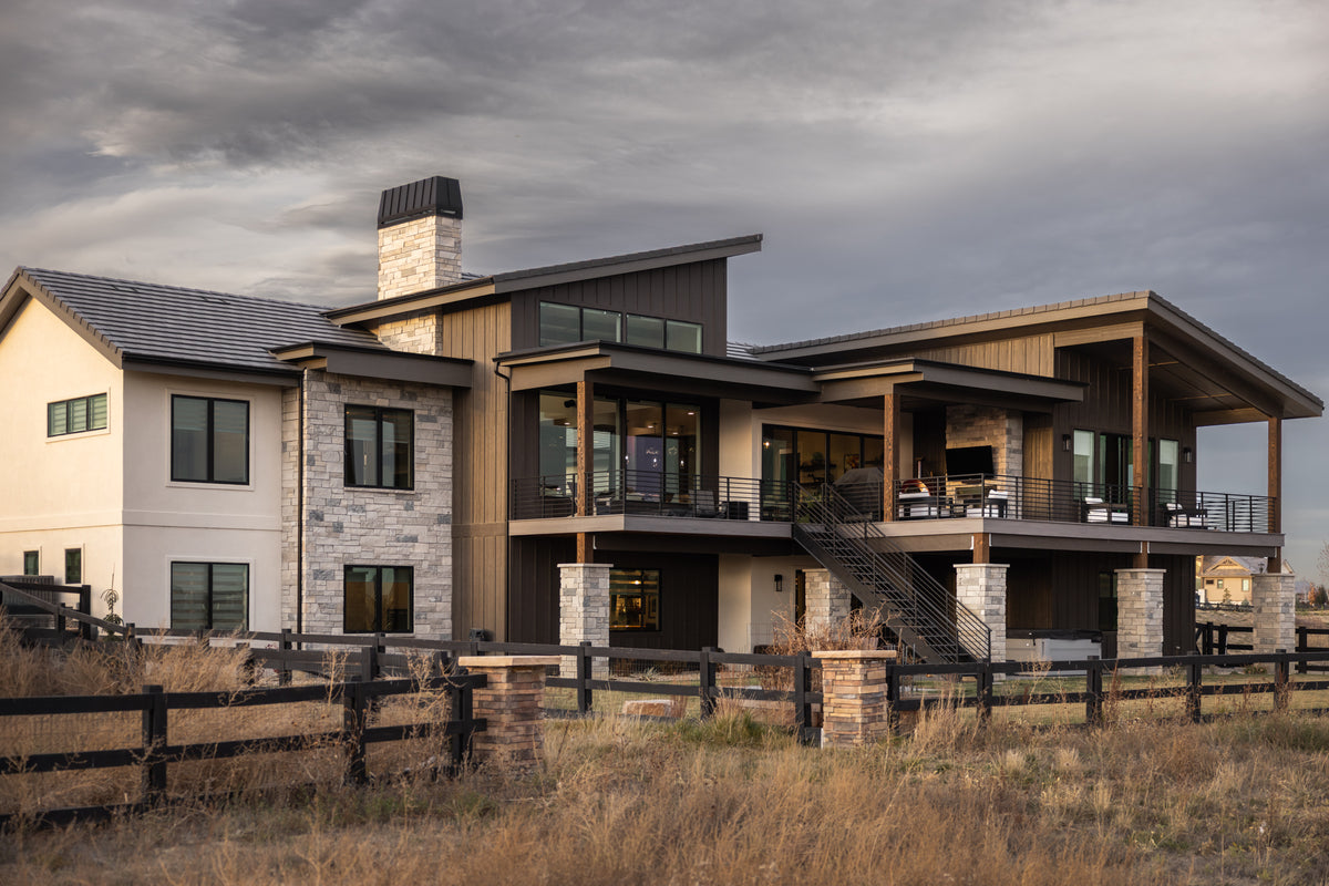 I7969-A Contemporary Mountain House, 3 Bedrooms, 2.5 Bathrooms | The Pelton Creek 3560 Exterior-2