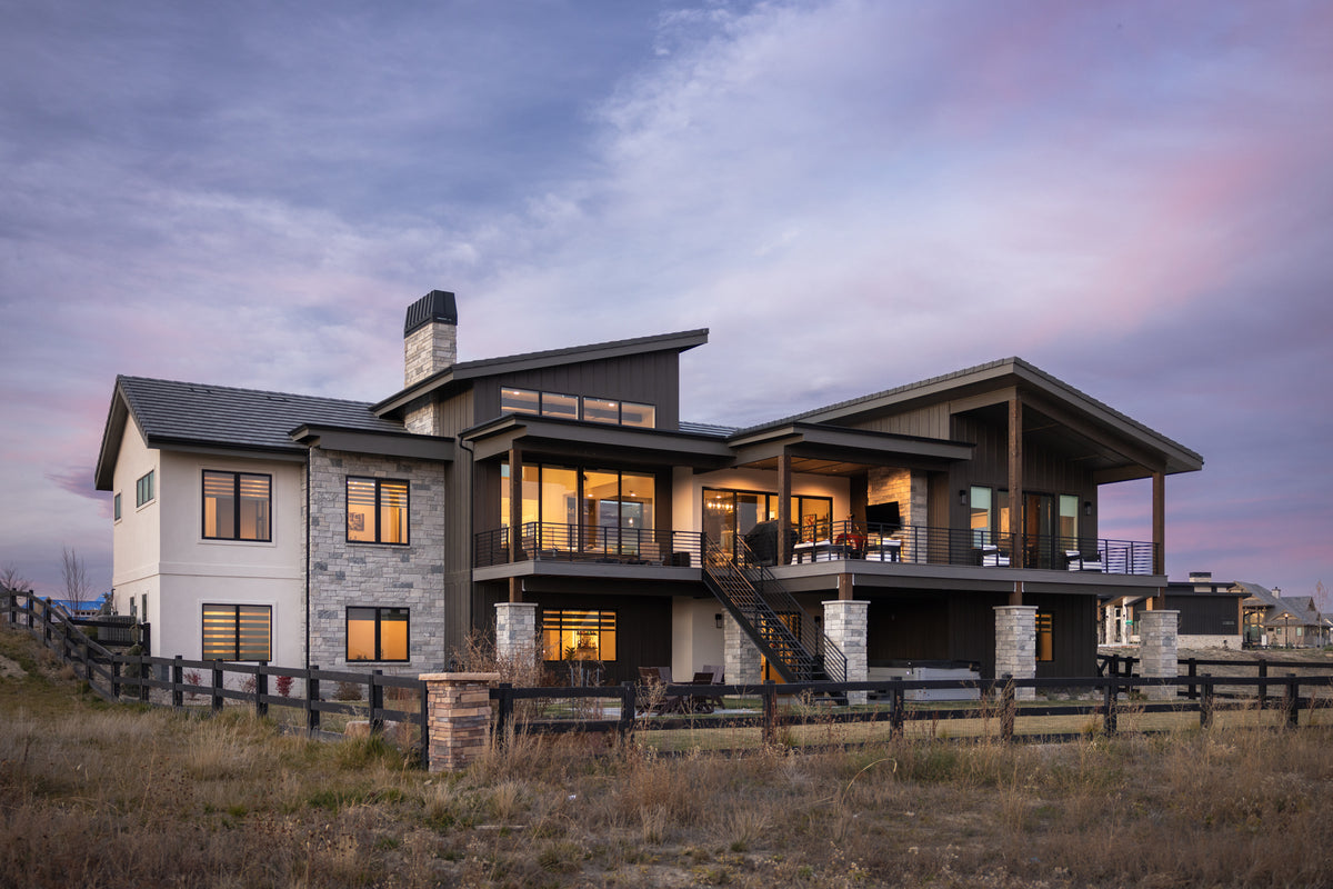 I7969-A Contemporary Mountain House, 3 Bedrooms, 2.5 Bathrooms | The Pelton Creek 3560 Exterior-3