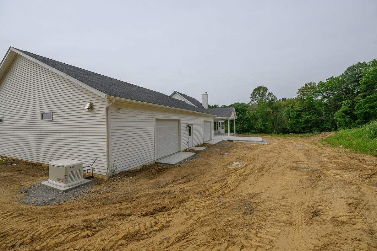 AJ7700-A Modern Farmhouse, 3 Bedrooms, 2.5 Bathrooms | Plan 1044 Exterior-17