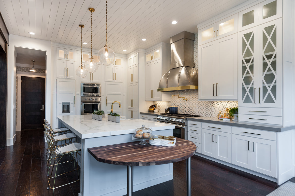 Expansive Luxury Home with Walkout Basement and 4-Car Garage