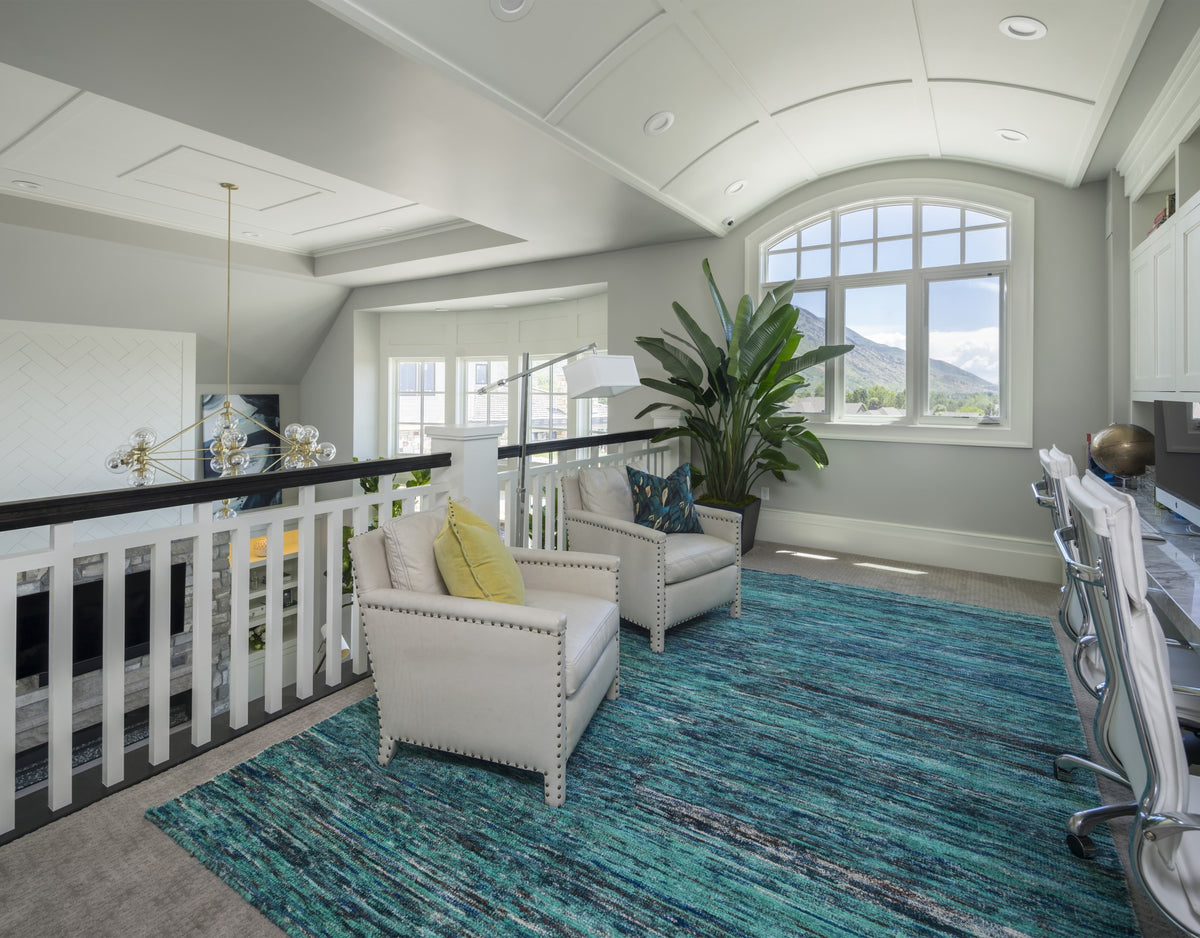 Luxurious 6 Bedroom Home with Spacious Living Areas