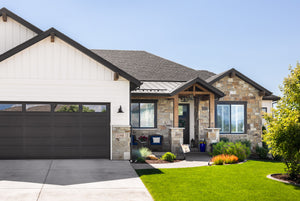 I7393-A The Nelson House Exterior