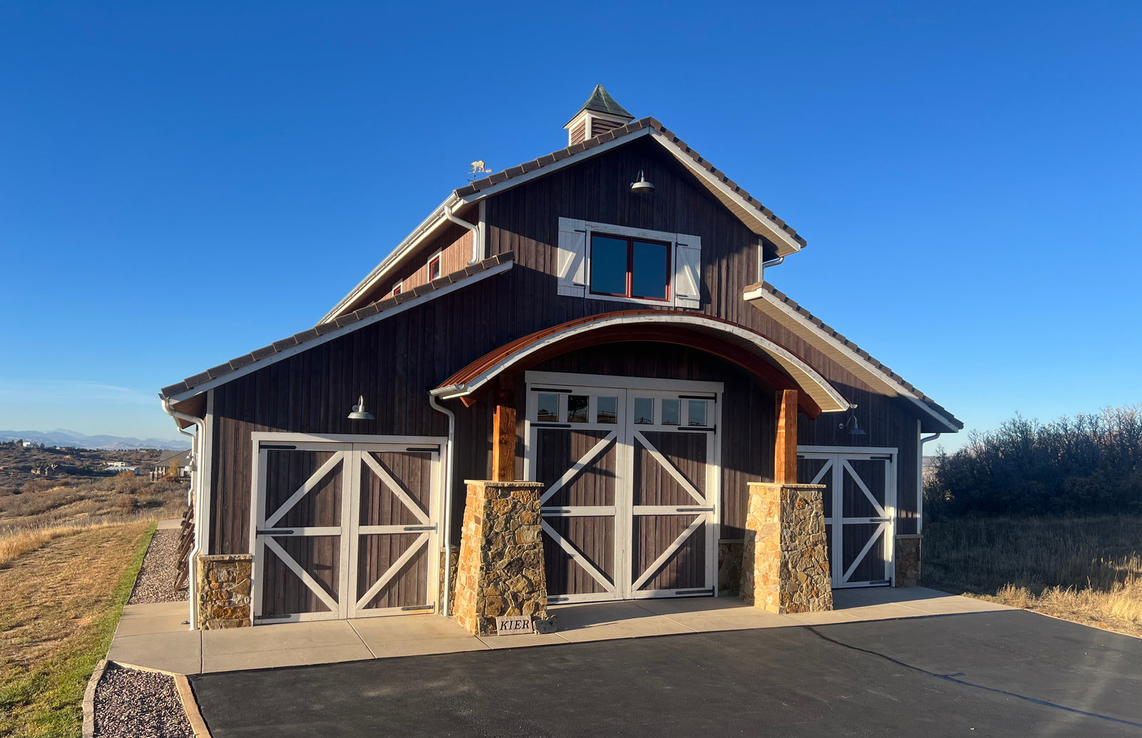 I7963-A Barn House | The Aveline 3640 Exterior