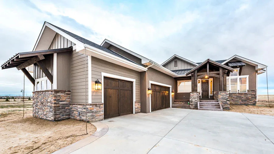 I7634-A Ranch House, 3 Bedrooms, 2 Bathrooms | The Dalton Road House Plan Exterior-2