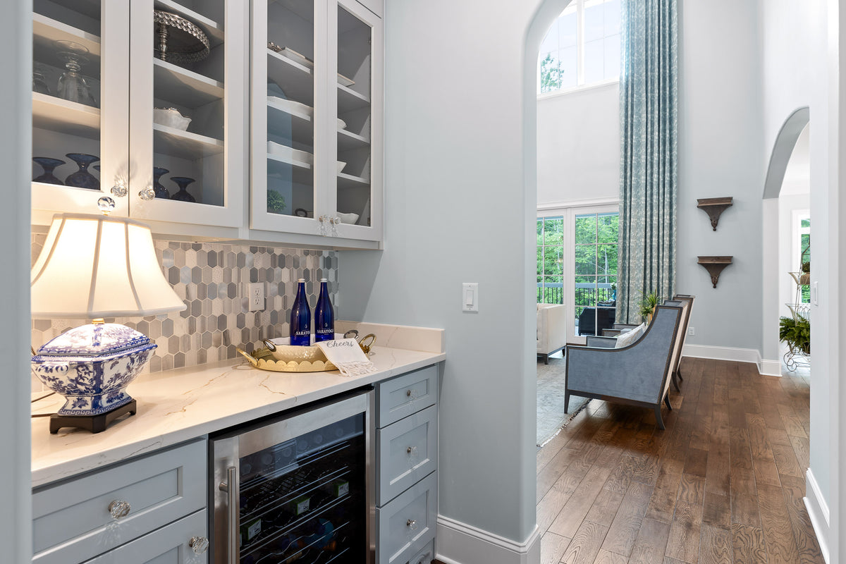 Luxury 4-Bedroom House Plan with Bonus Room and Sunroom