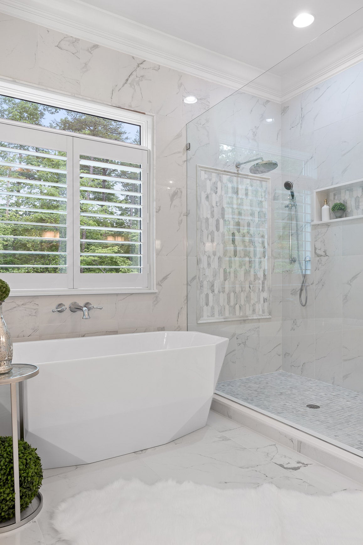 Luxury 4-Bedroom House Plan with Bonus Room and Sunroom