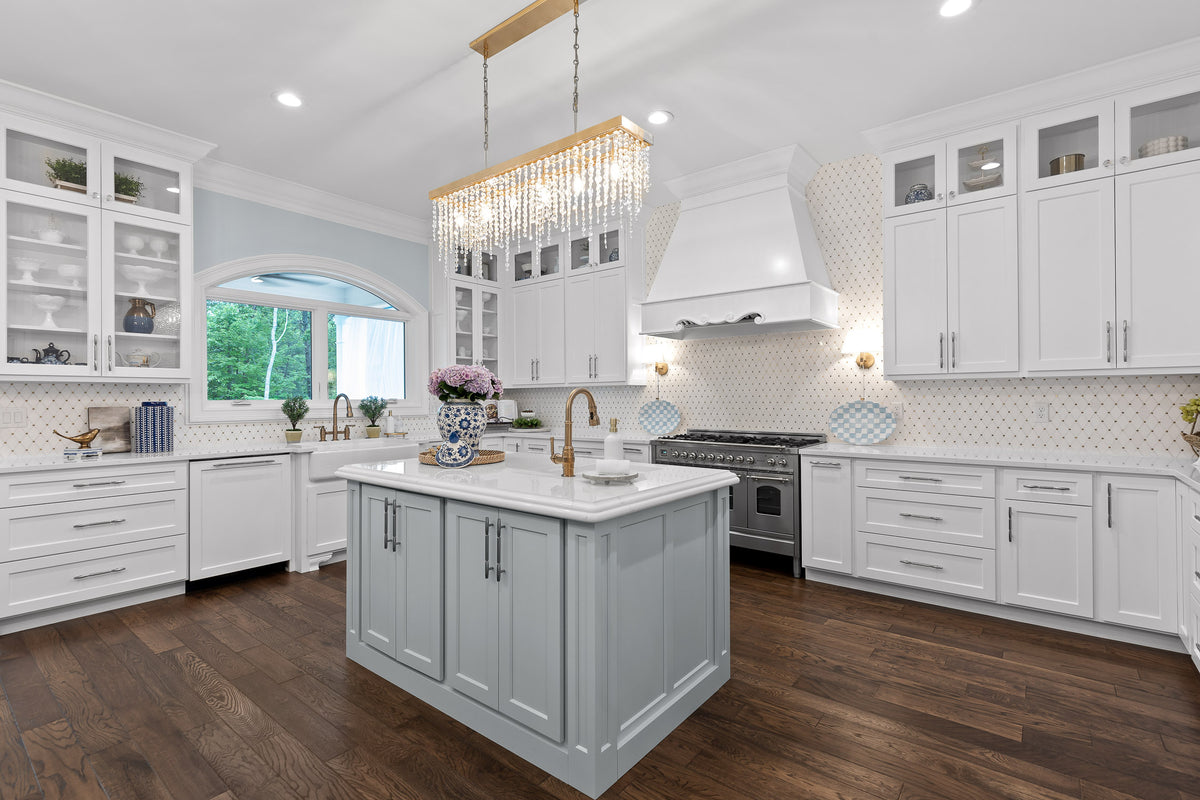 Luxury 4-Bedroom House Plan with Bonus Room and Sunroom