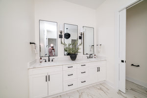 Elegant 5-Bedroom Home with Basement and Grand Living Spaces