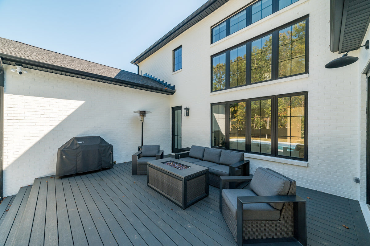 Elegant 5-Bedroom Home with Basement and Grand Living Spaces