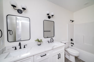 Elegant 5-Bedroom Home with Basement and Grand Living Spaces