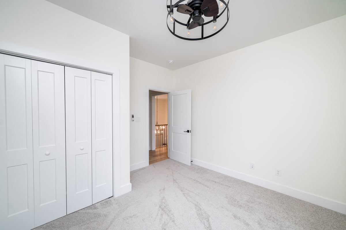 Elegant 5-Bedroom Home with Basement and Grand Living Spaces