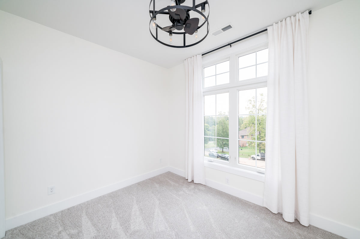 Elegant 5-Bedroom Home with Basement and Grand Living Spaces