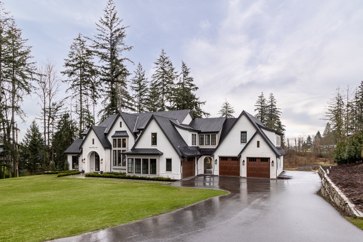 Elegant European-Style Home with Spacious Living and Versatile Features