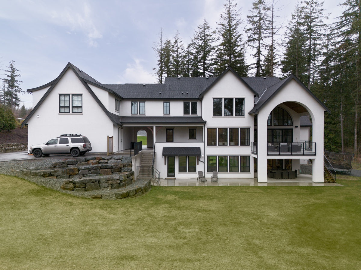 Elegant European-Style Home with Spacious Living and Versatile Features