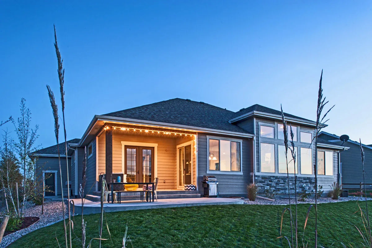 I7636-A Ranch House, 3 Bedrooms, 2.5 Bathrooms | The Tawny Thrush House Plan Exterior-4