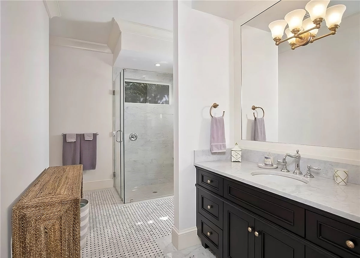 Single-Story Luxury Home with Outdoor Kitchen, Great Room, and Vaulted Ceilings