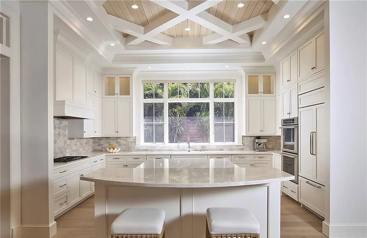 Single-Story Luxury Home with Outdoor Kitchen, Great Room, and Vaulted Ceilings