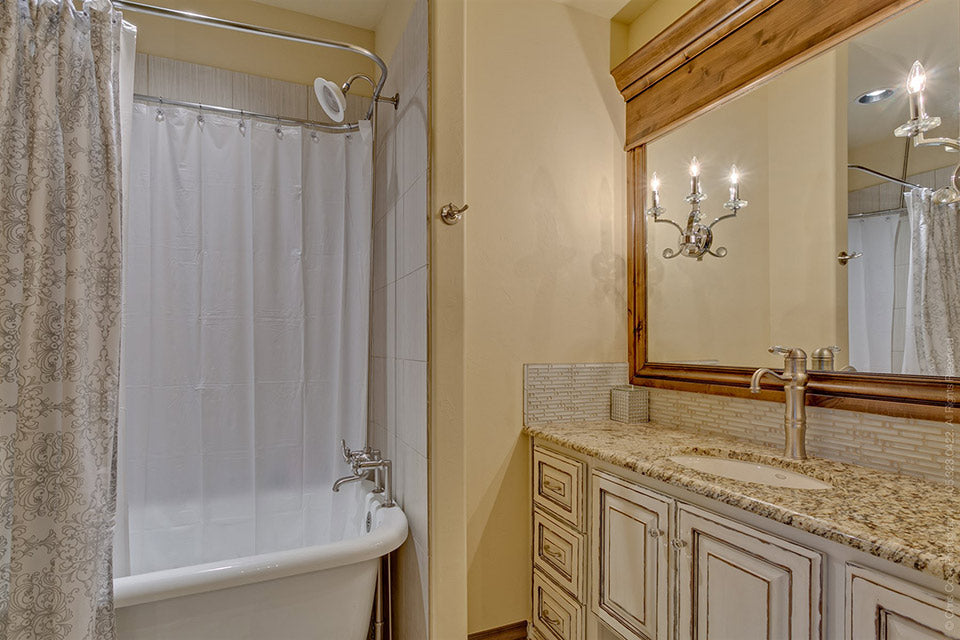 Abby Glen Castle House Plan  - Bedroom 3 Bathroom